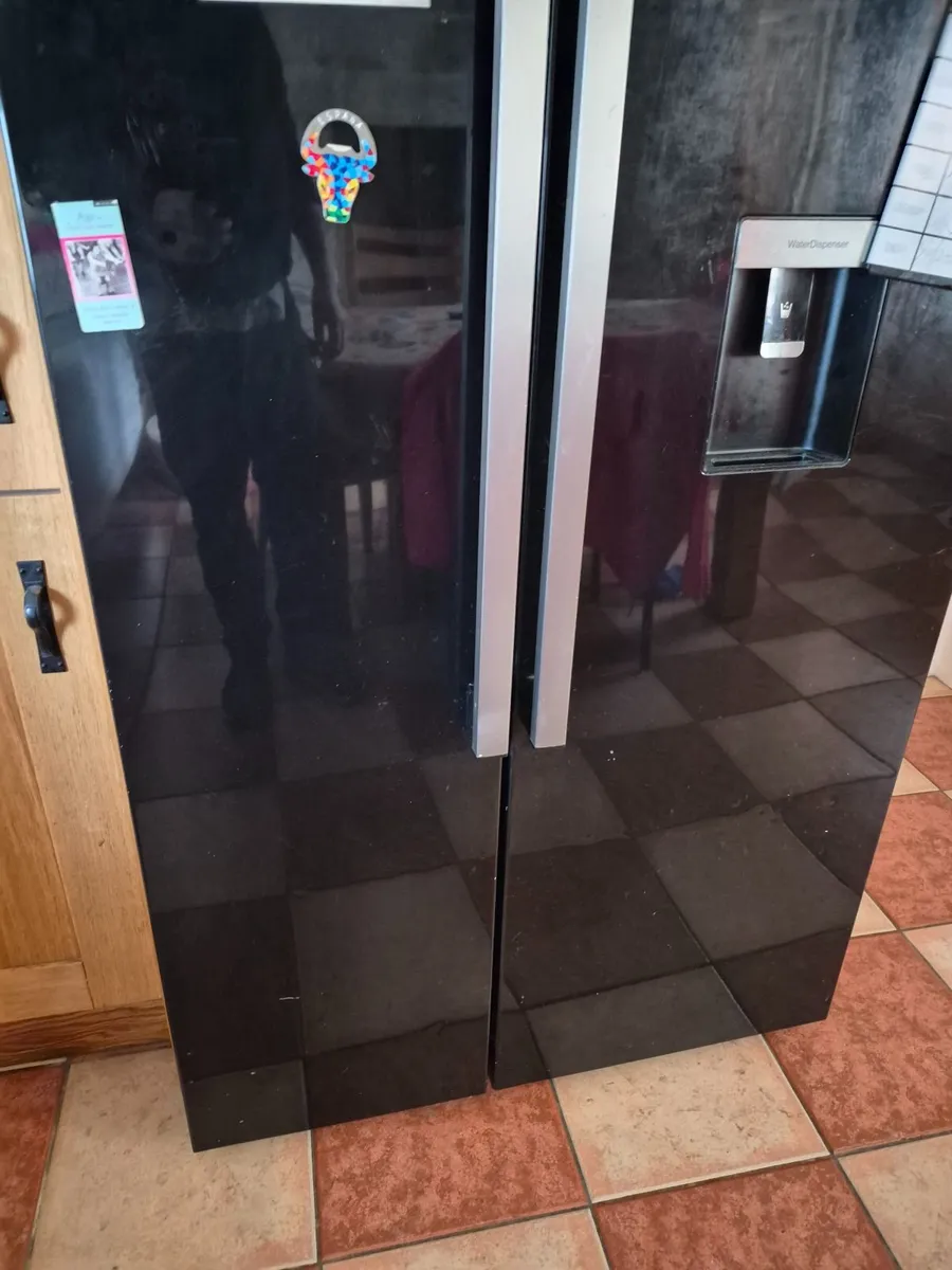 Fridge freezer - Image 1