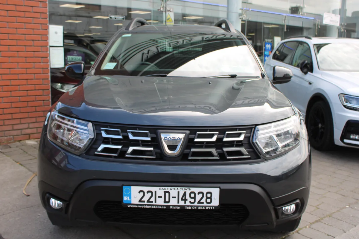 Dacia Duster 1.5 DCI COMFORT **1 OWNER - NEW DOE** - Image 2
