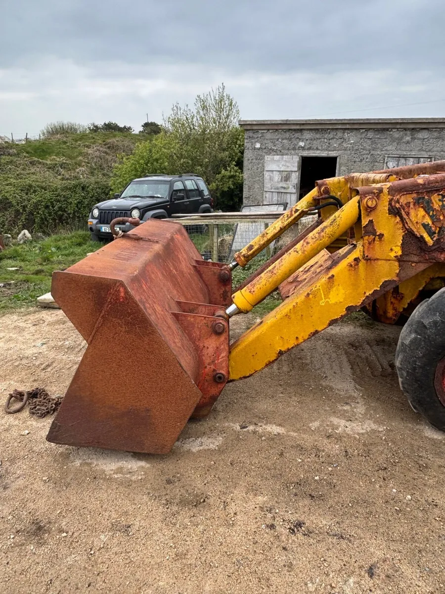 JCB Excavator - Image 2