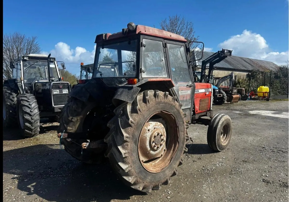 1987 Massey Ferguson 390 - Image 4