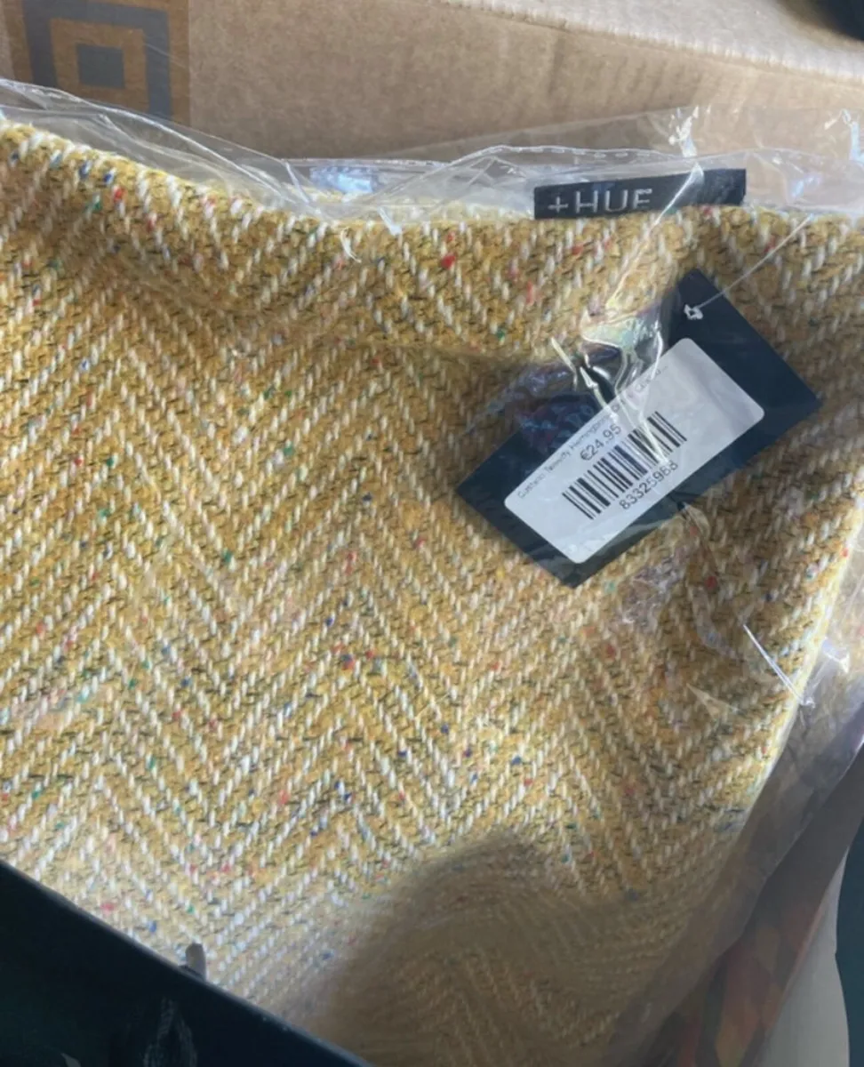 Bundle of Cushion Covers – Fervor + Hue – New with - Image 2