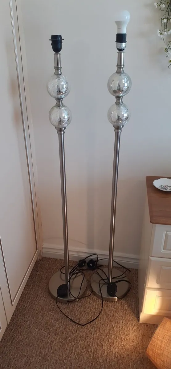 Pair of floor lamps - Image 2