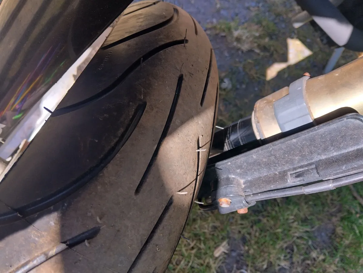 HUSQVARNA TE 610ie Supermoto for sale. - Image 4