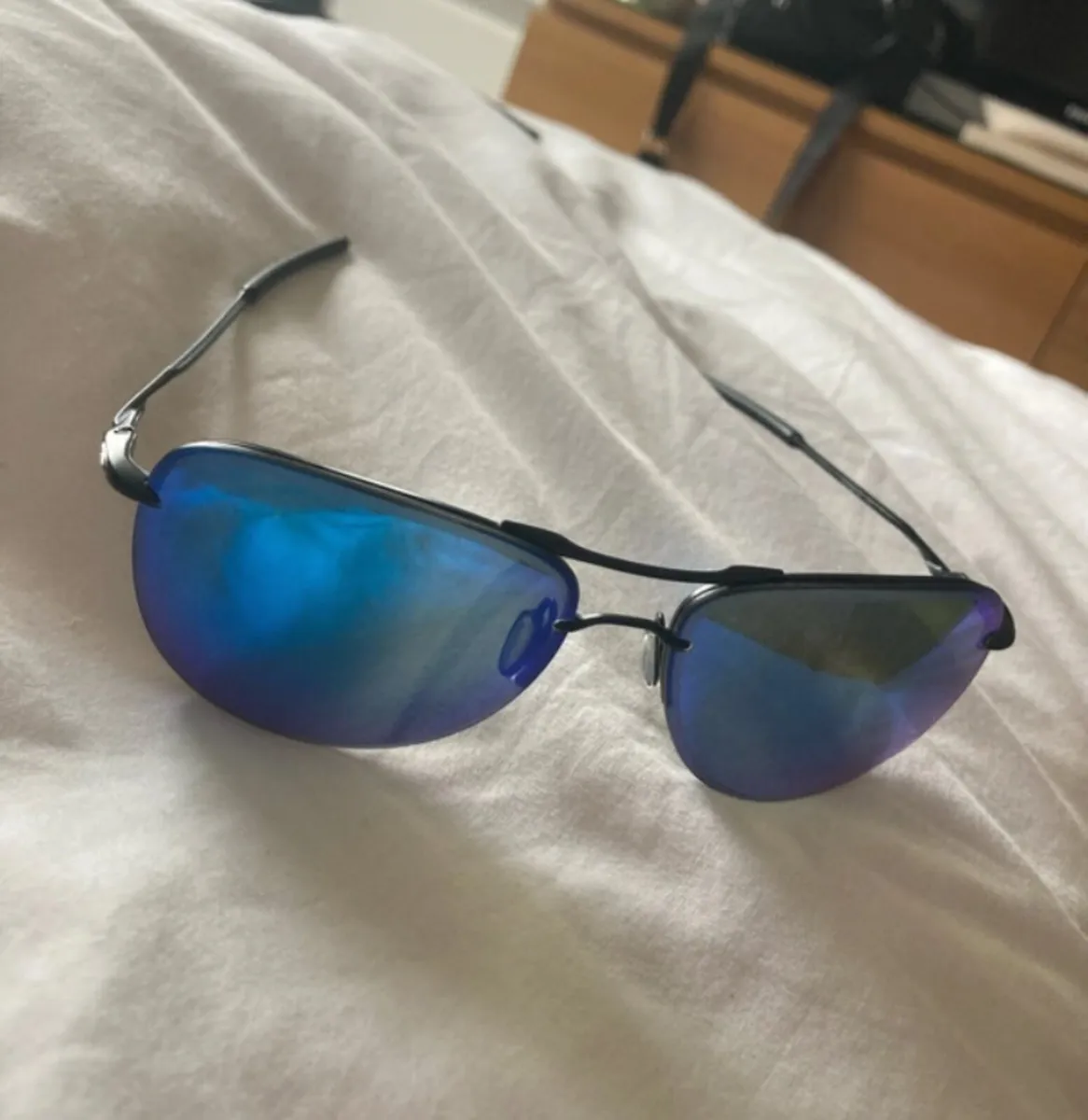 Oakley Tailpin Sunglasses – Blue Mirrored – With C - Image 1