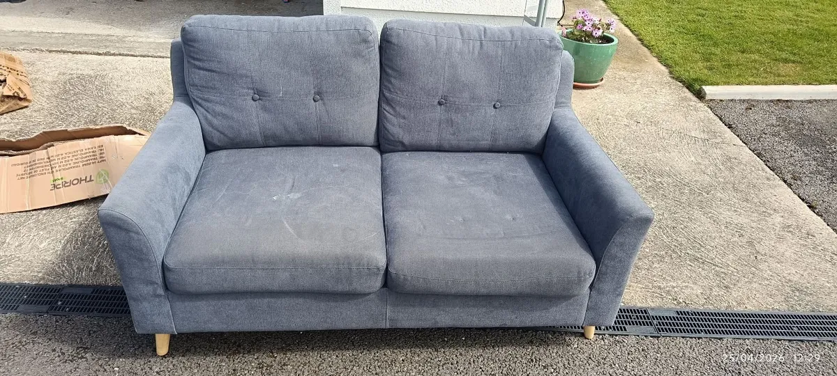 2 seat couch - Image 2