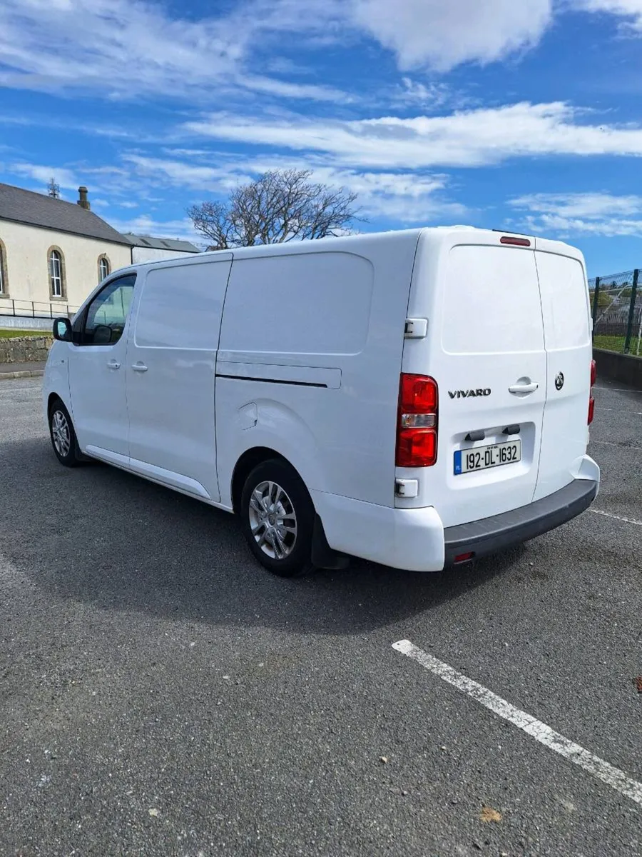 Vauxhall Vivaro LWB Sportive 1.5 - Image 4