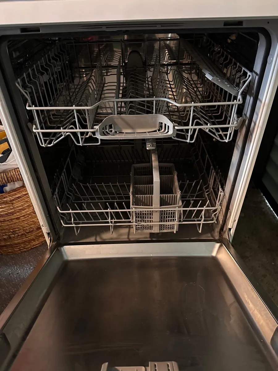Bosch Dishwasher **Free** - Image 2