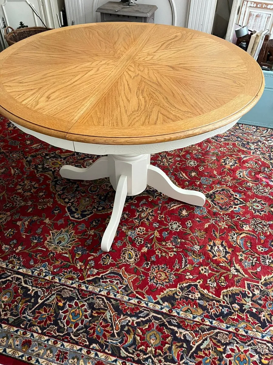 Extendable table - Image 1