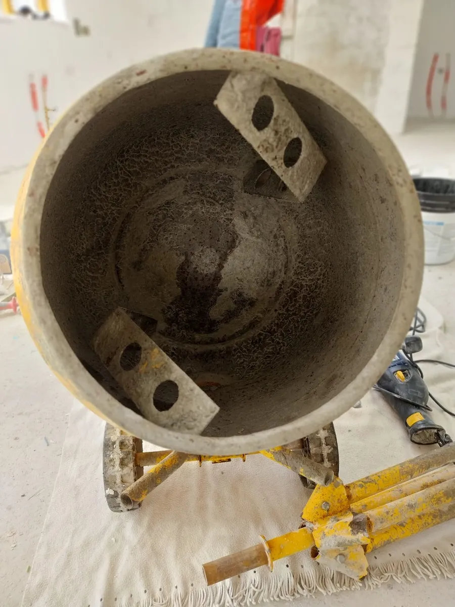 Cement Mixer, Demolition Hammer, Reciprocating Saw - Image 3