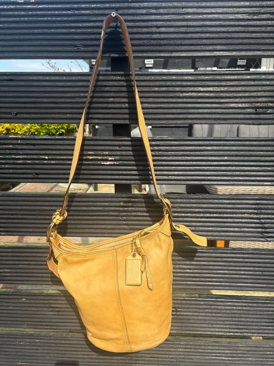 Vintage Coach leather bucket bag - Image 3
