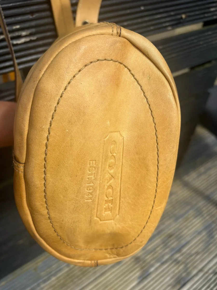 Vintage Coach leather bucket bag - Image 4