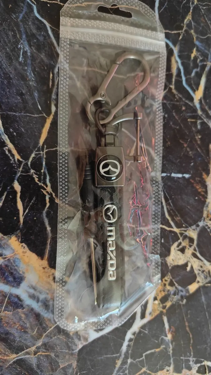Mazda metal keyring - Image 4