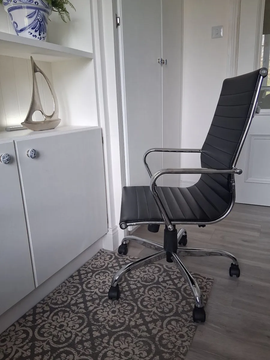 Office Chair - Image 3