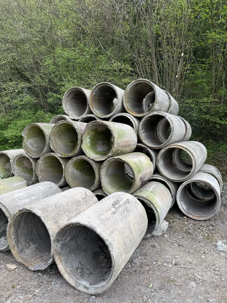 Used Concrete Pipes / Culvert Pipes - Image 2