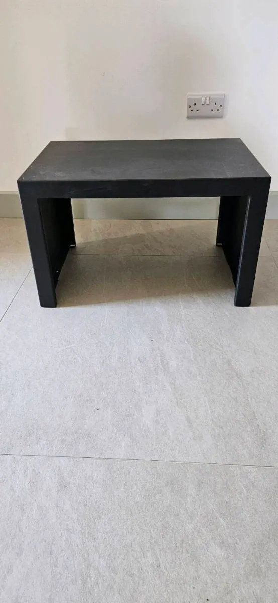 Stove bench - Image 1