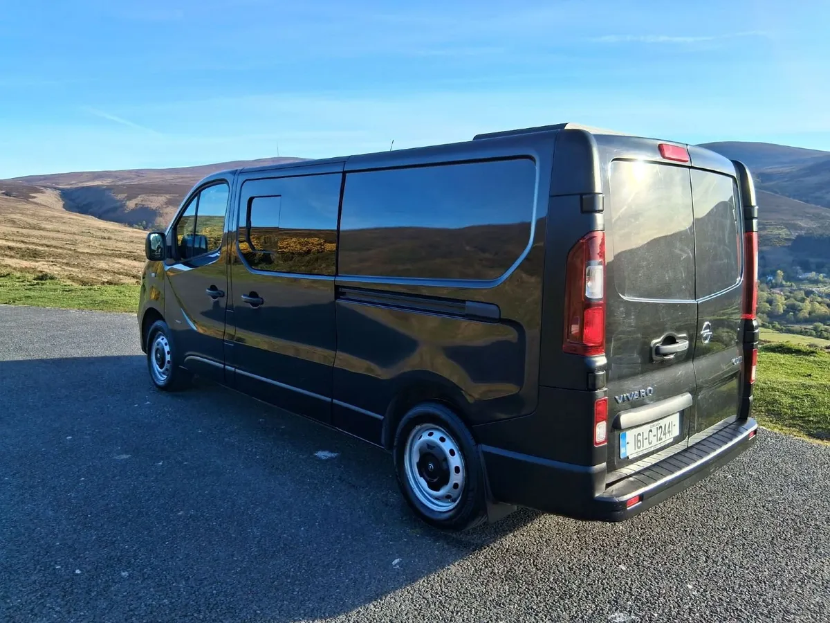 Campervan Opel Vivaro 2016 - Image 4