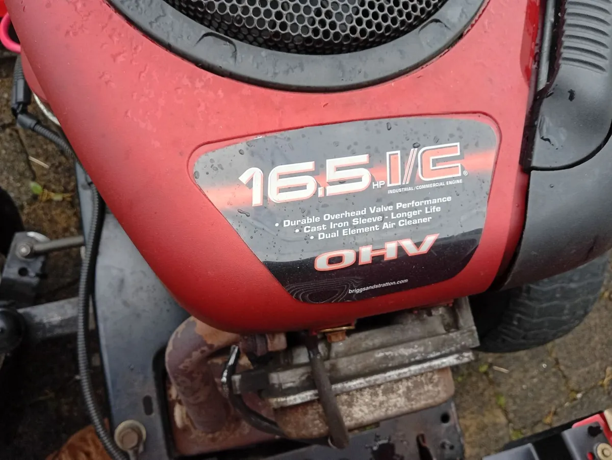 Rally ride on lawnmower - Image 2