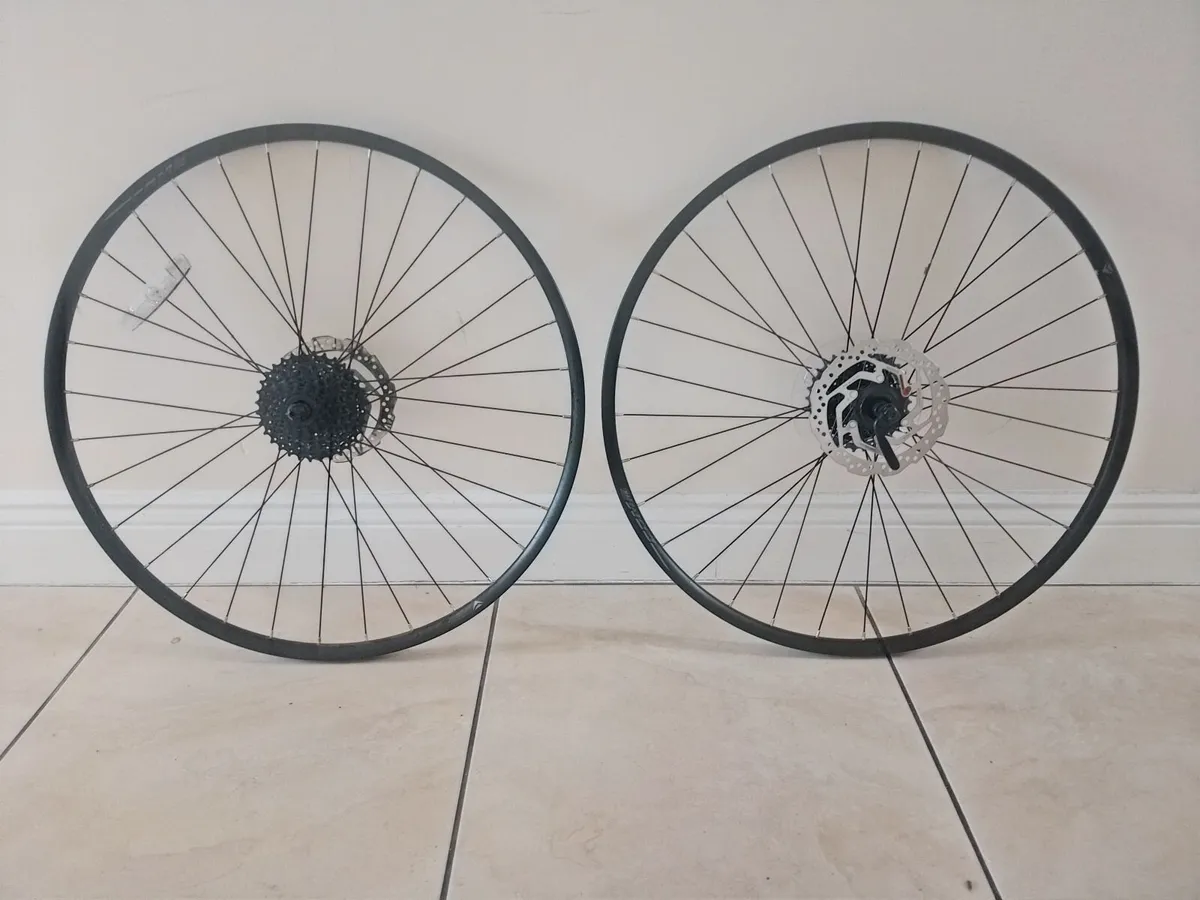 bicycle rear wheel merida crossway 20d - Image 1