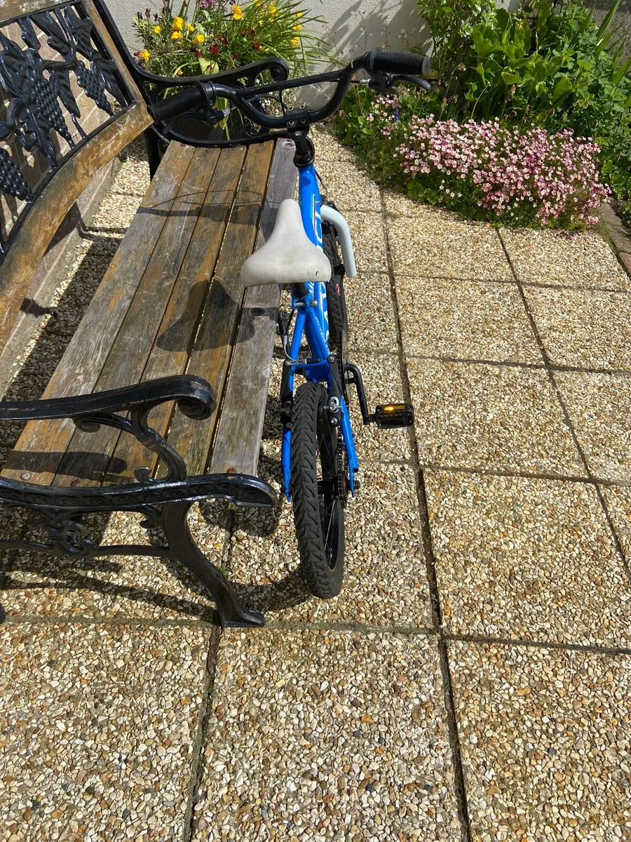 Child’s. Bike - Image 3