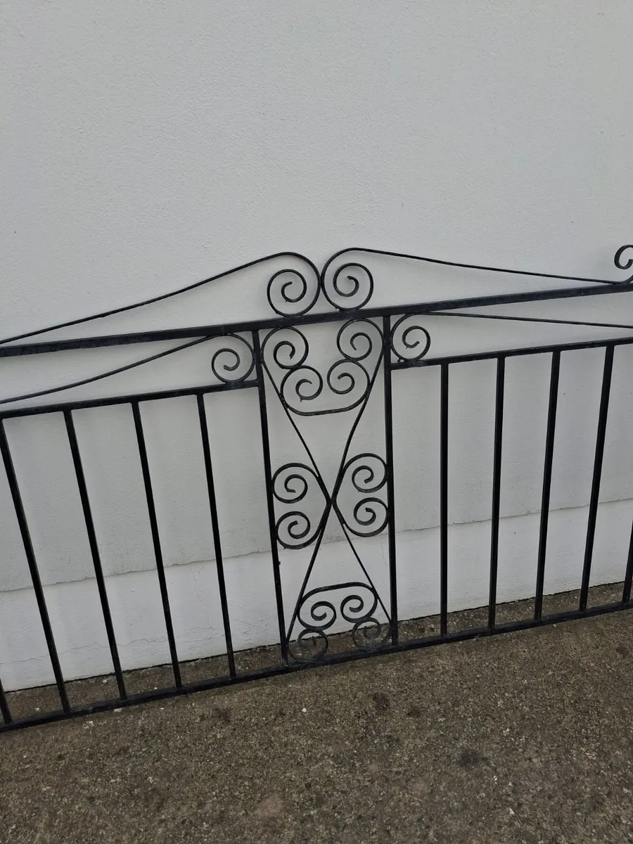 Entrance Gates - Image 4