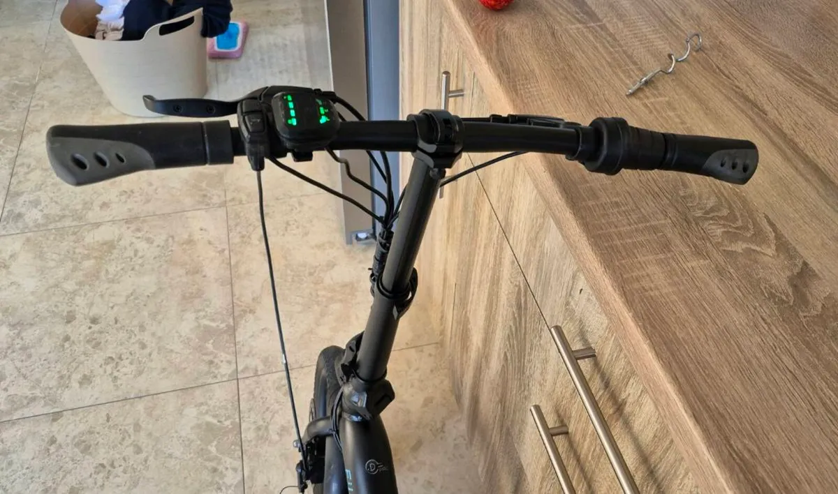 FIIDO D3 PRO MINI ELECTRIC BIKE.
MAXIMUM SPEED  25 - Image 3