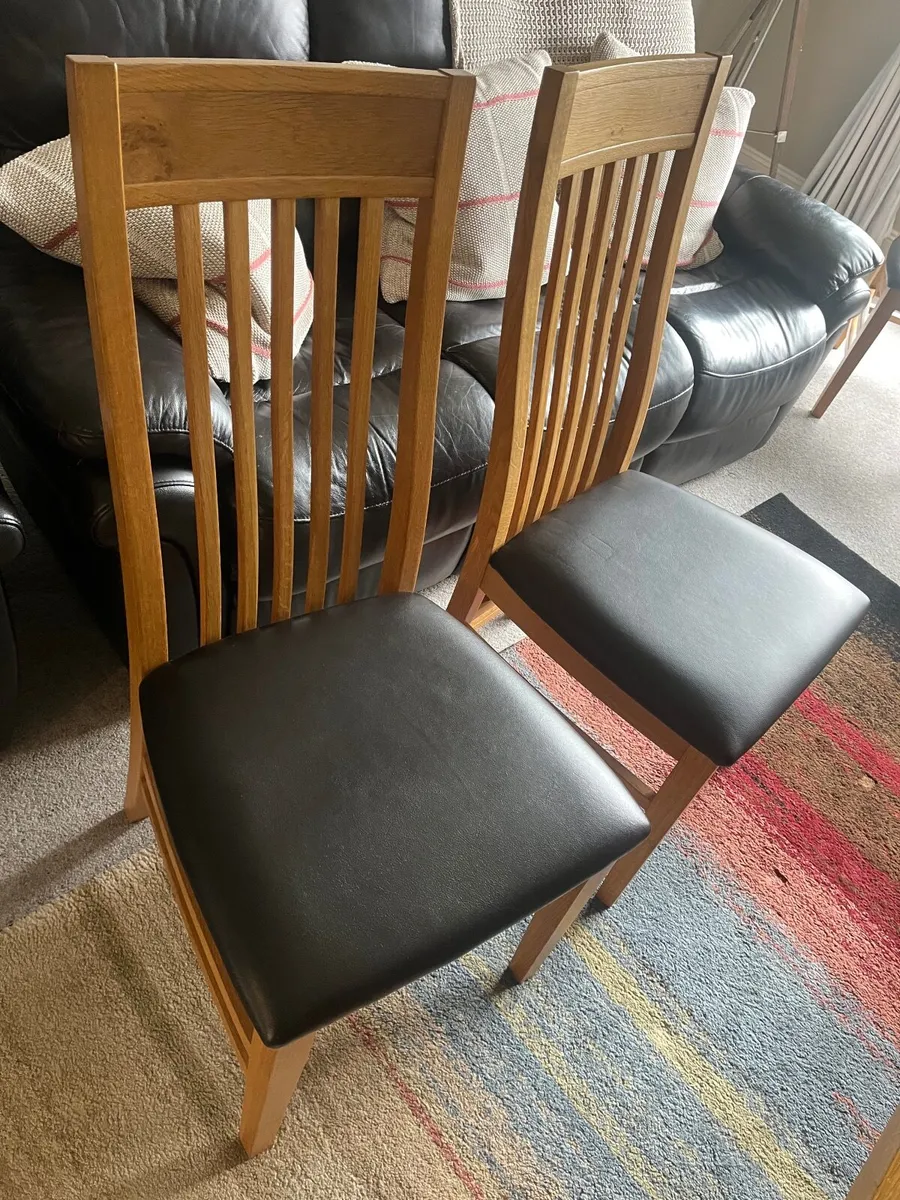 Dining table - Image 4