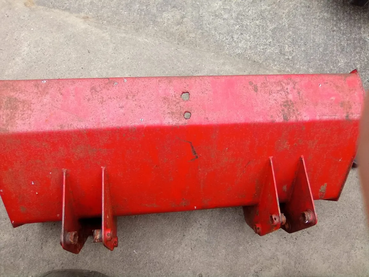 Front loader bucket - Image 1