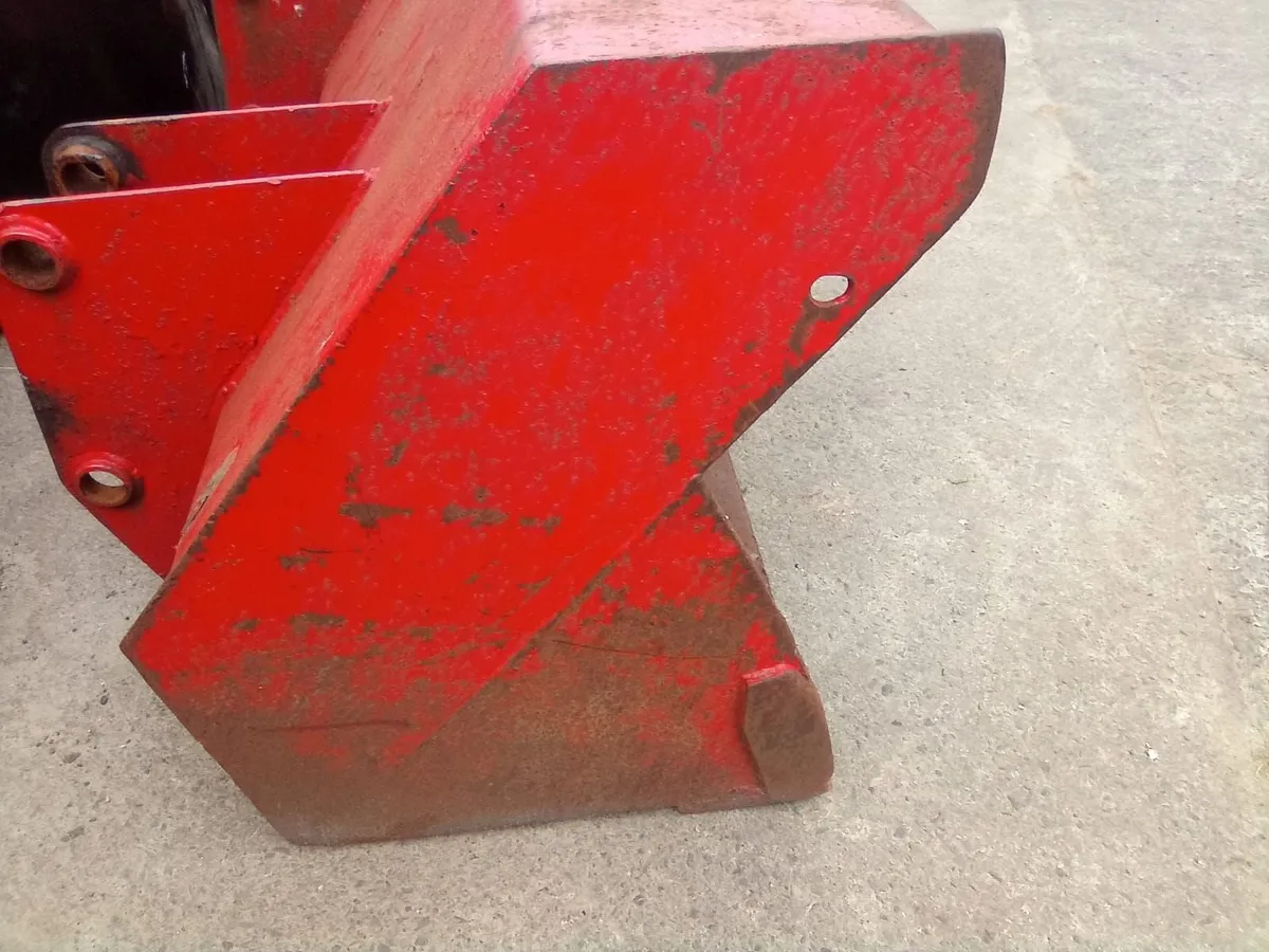 Front loader bucket - Image 3
