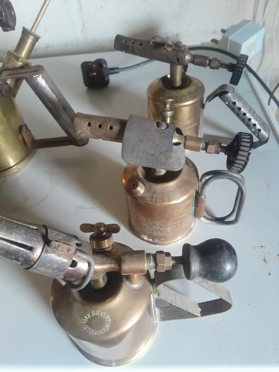 Seven  vintage brass  blow tor - Image 3