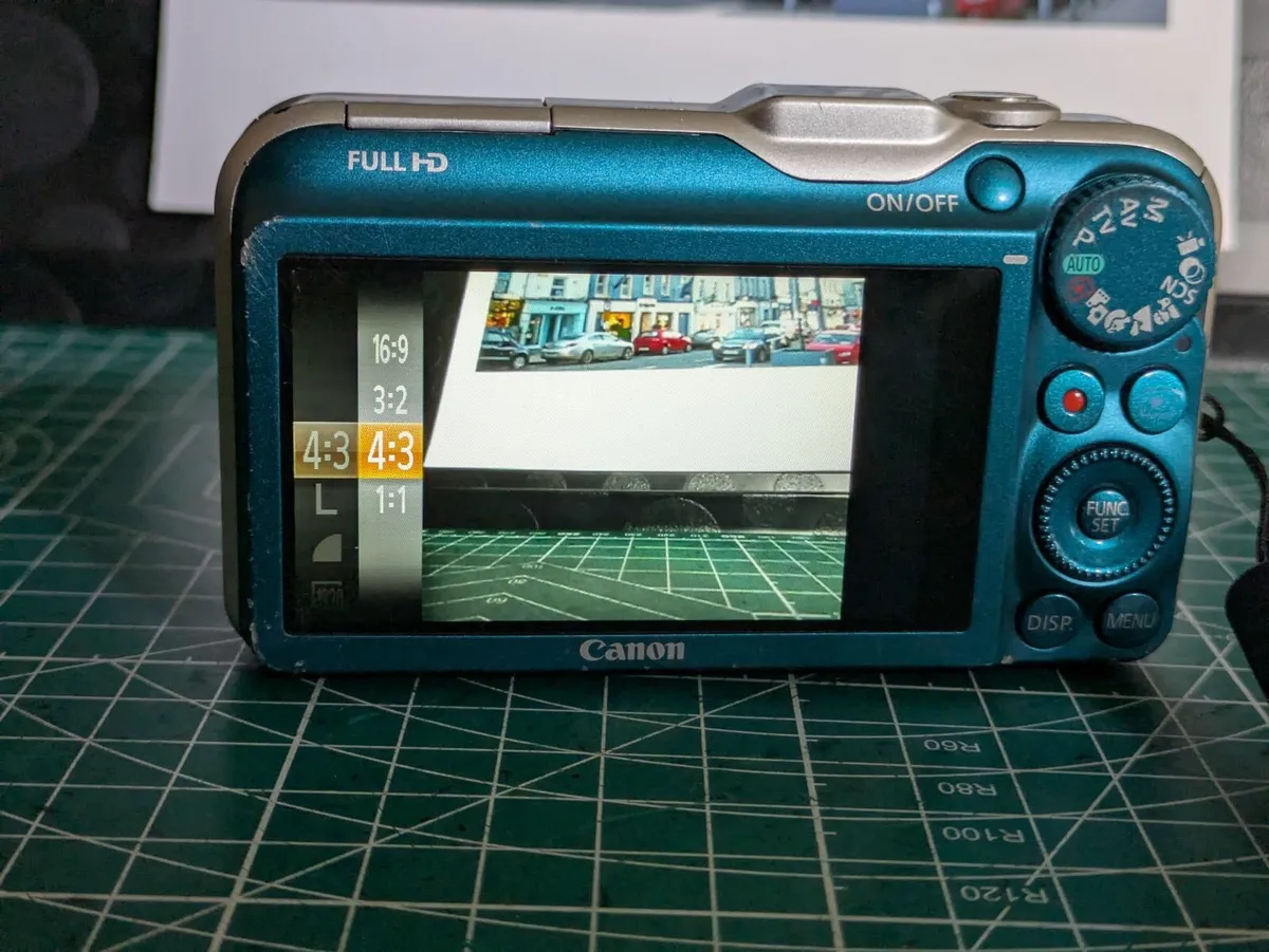 Canon PowerShot SX230 HS - Image 3