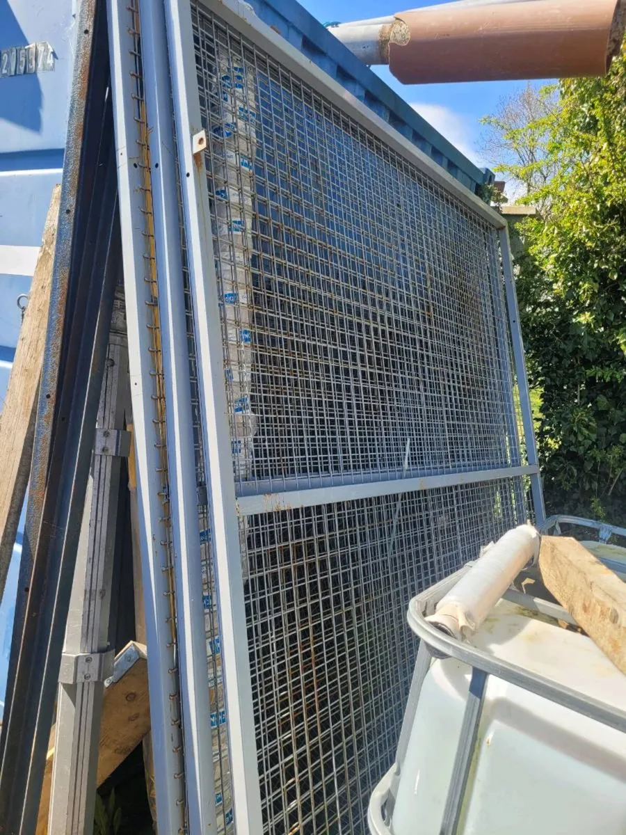 Rd clearance - Image 3