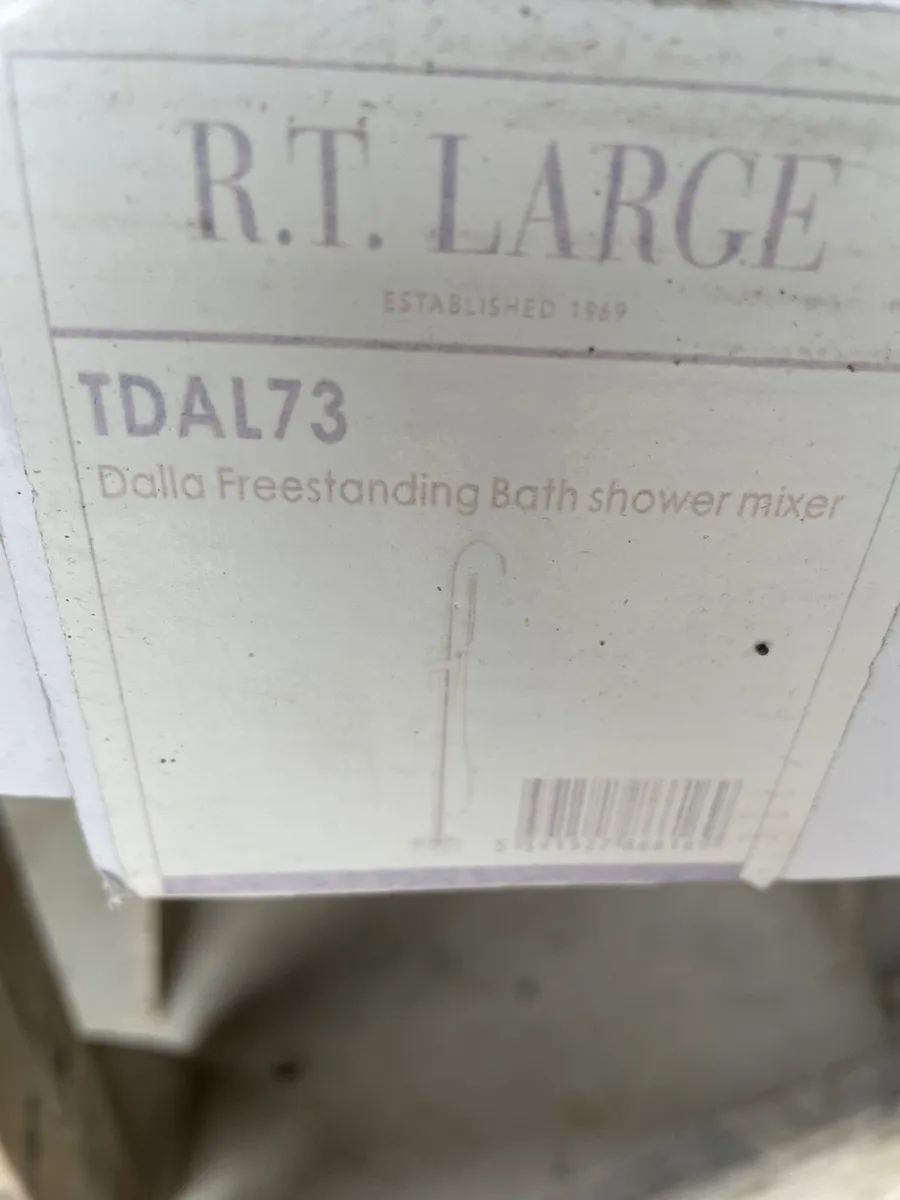 Free standing mixer bath taps - Image 1