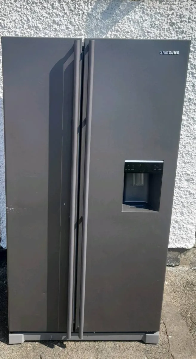 Samsung American fridge freezer for sale - Image 1