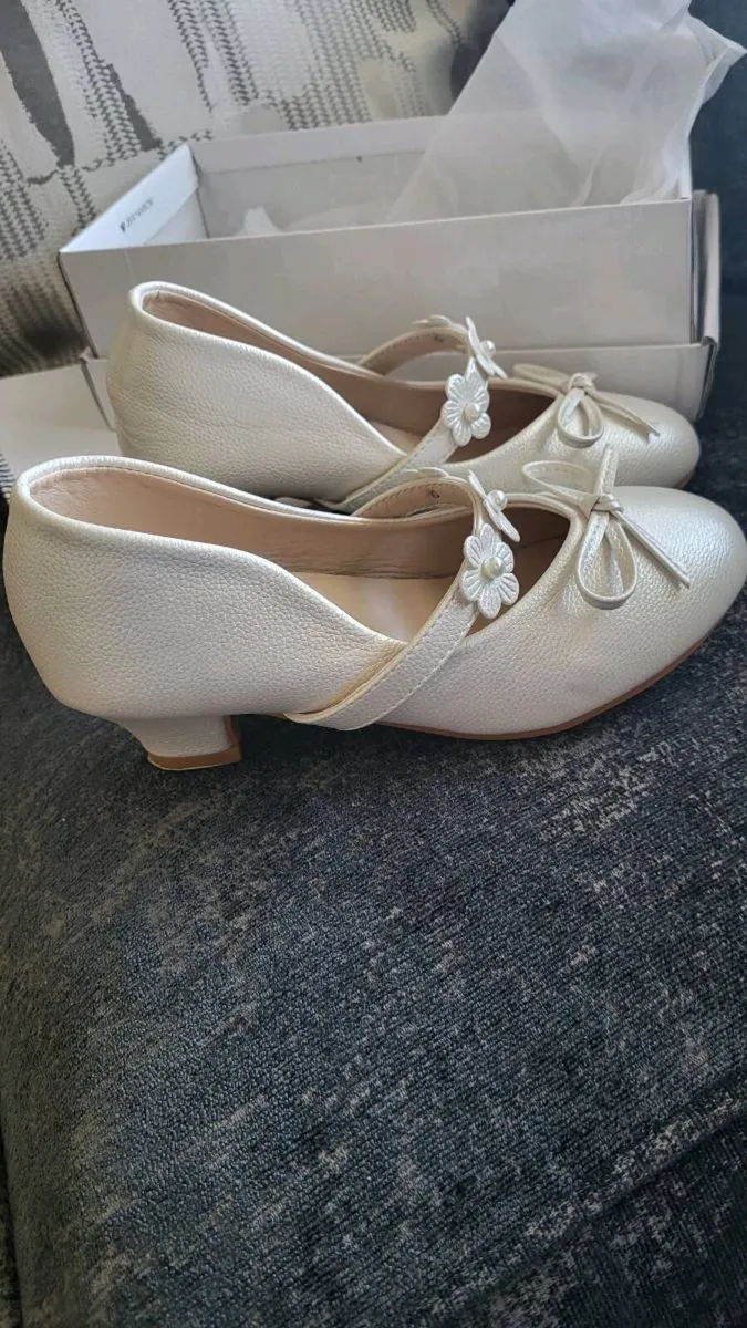 Ivory communion shoes - Image 1
