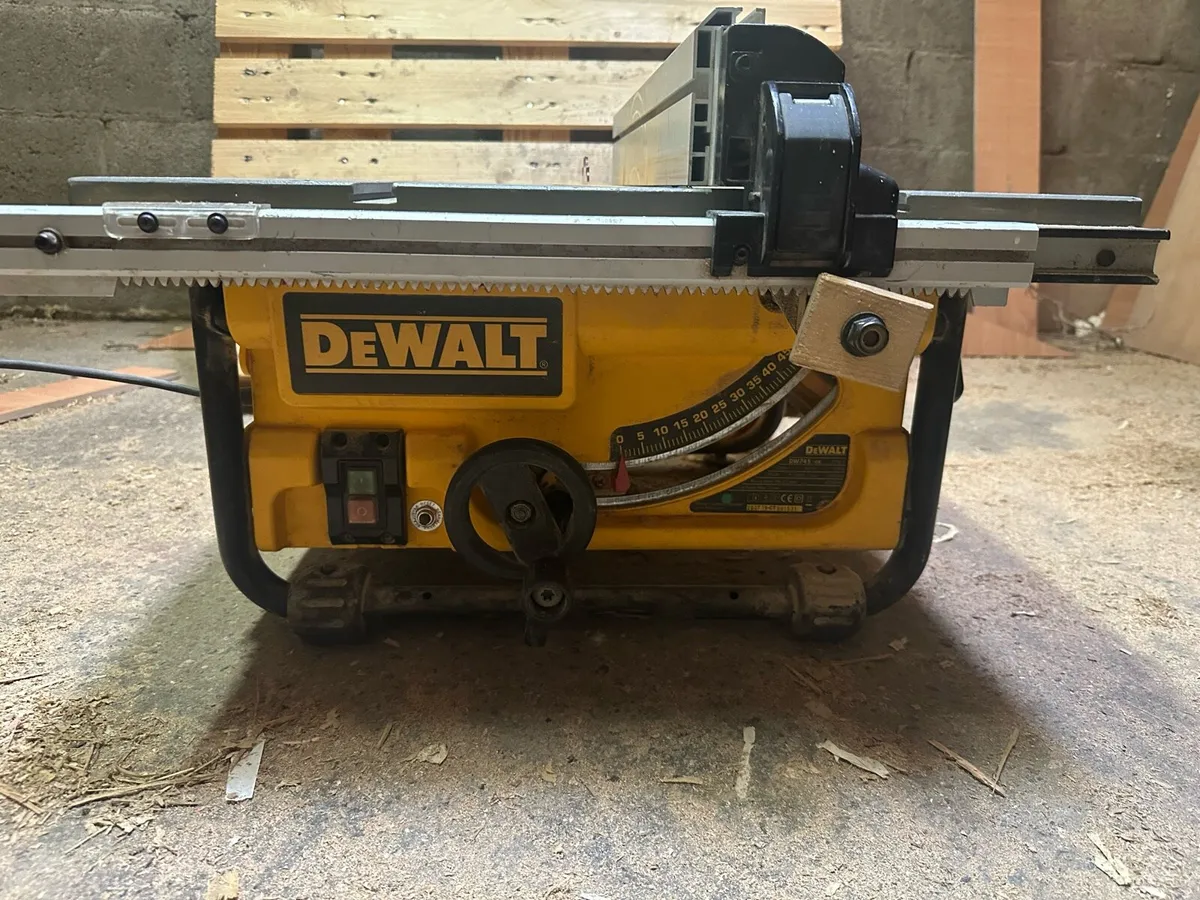 Dewalt tablesaw - Image 2
