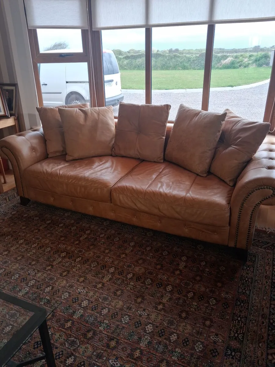 Large leather couch - Image 3