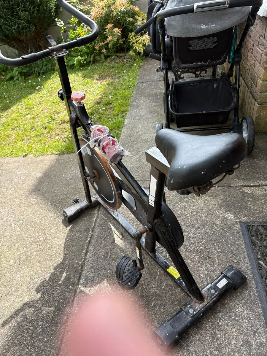 Spinning bike - Image 1