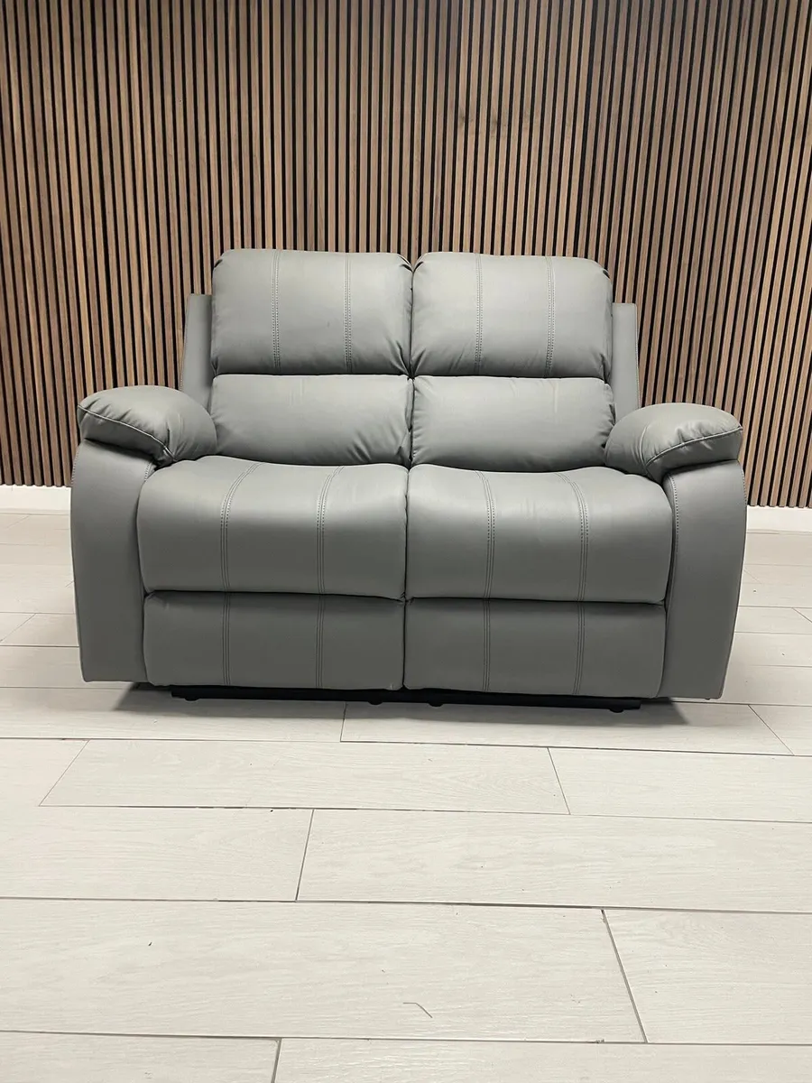 3+2 Holgate Leather Recliner Sofa Set - Image 3