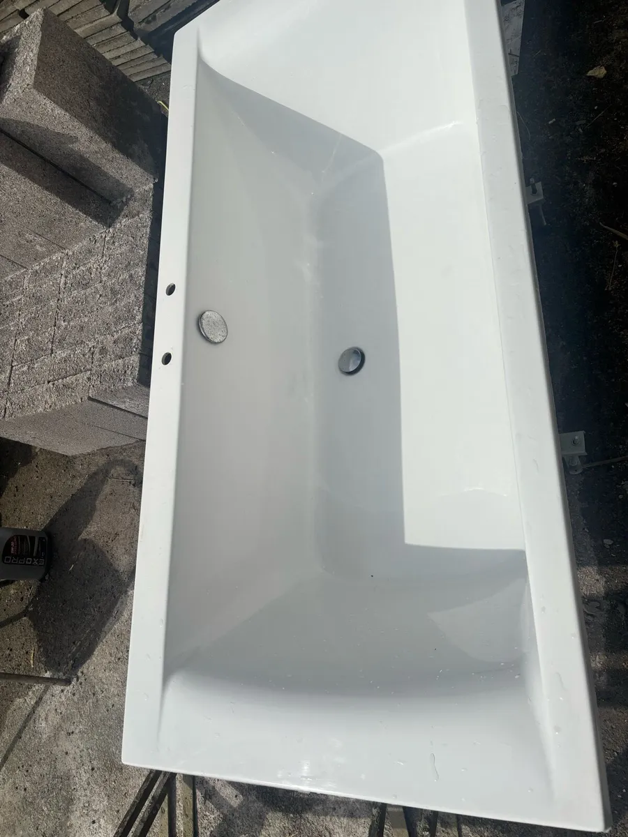 White Bath - Image 2