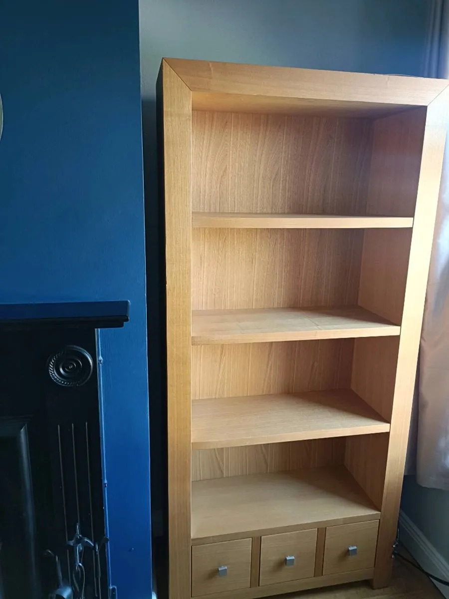 Display Cabinet - Image 2