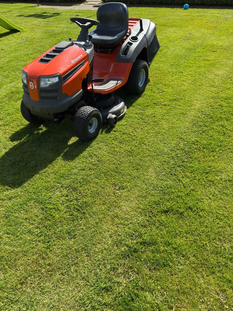 Husqvarna mower - Image 1