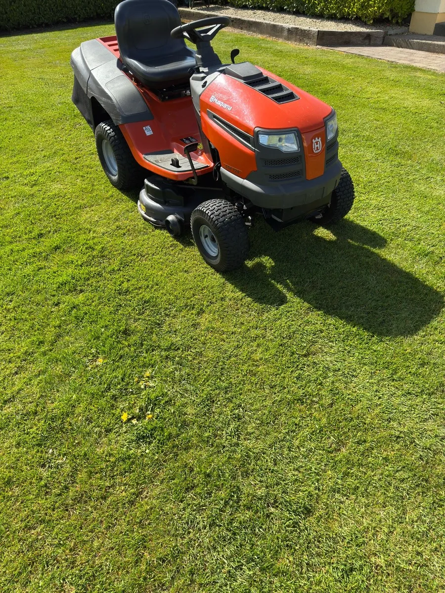 Husqvarna mower - Image 4