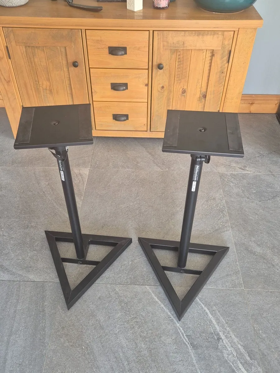 Speaker stands 2no. - Image 1