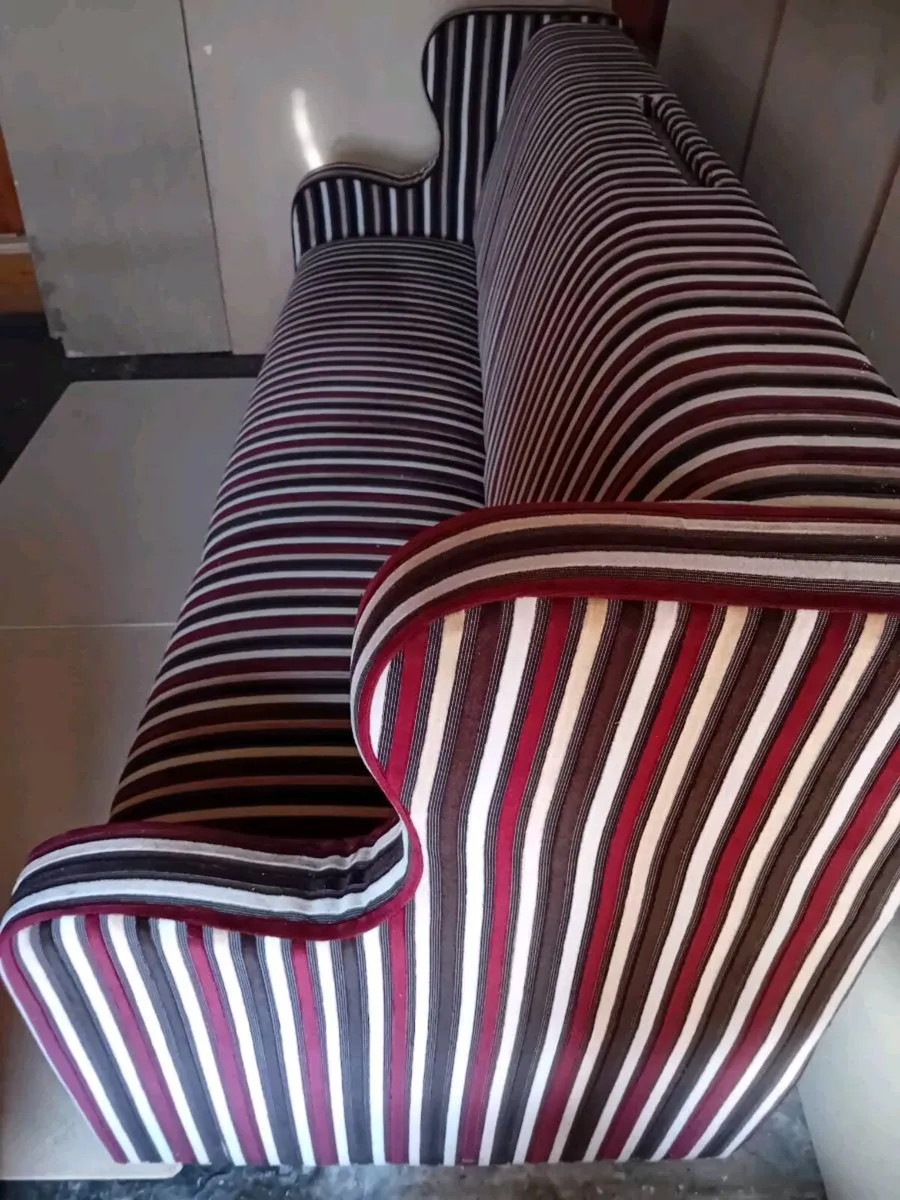 Pub benches - Image 3