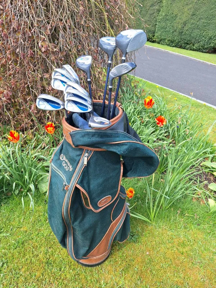 Golf clubs, full matching Wilson set and bag. - Image 1