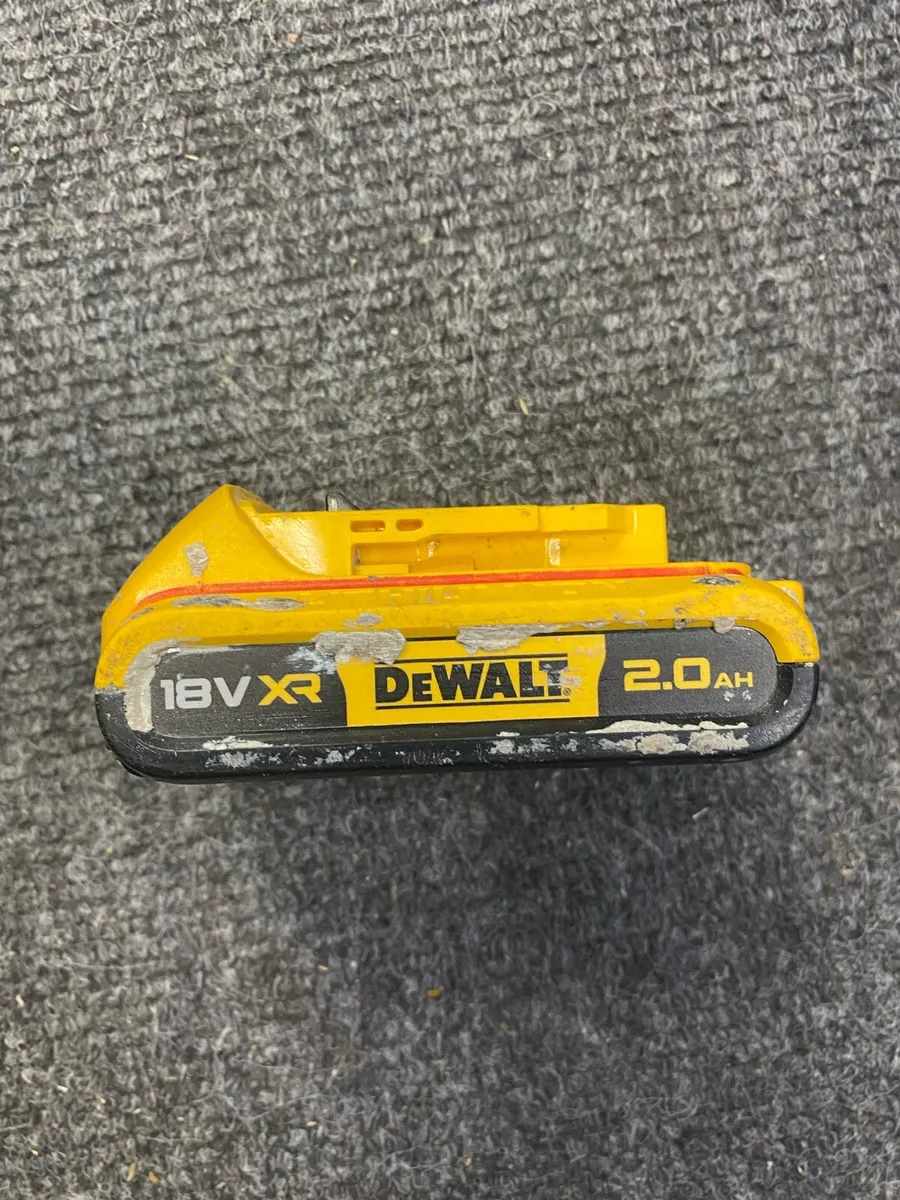 DeWalt 2Ah Battery - Image 1