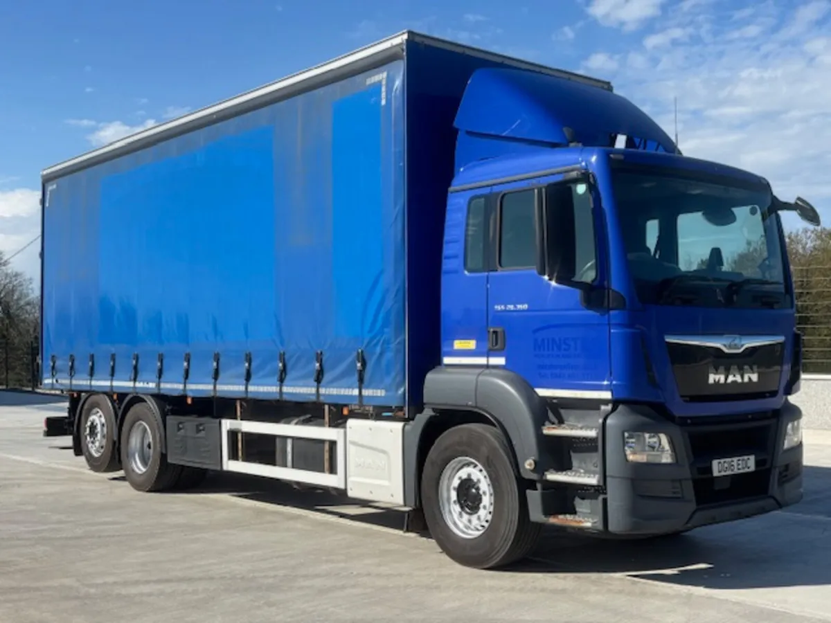 2016 MAN TGS 26-360 6X2 CURTAINSIDER - Image 1