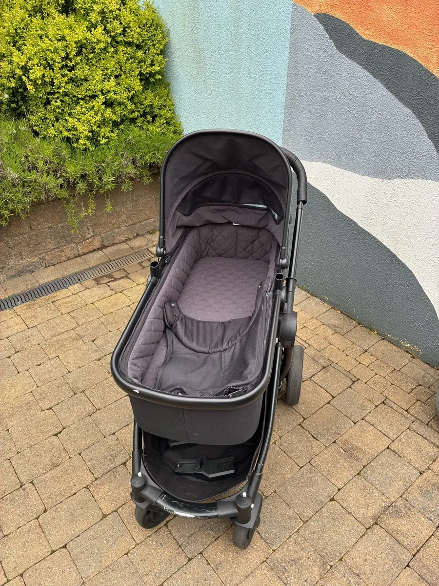 Mothercare 3 Piece Buggy System with ISO-Fix - Image 2