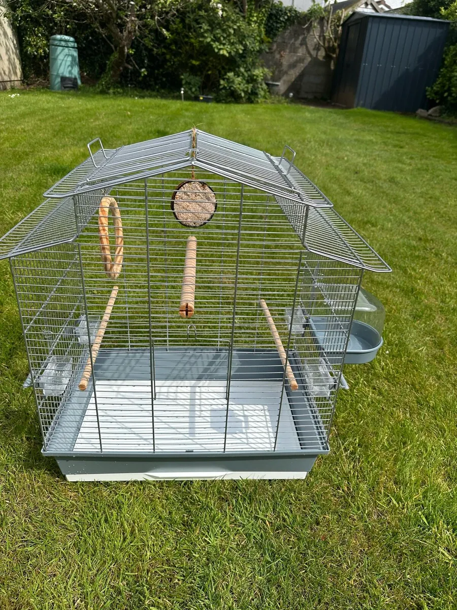 Cage for parrots - Image 1