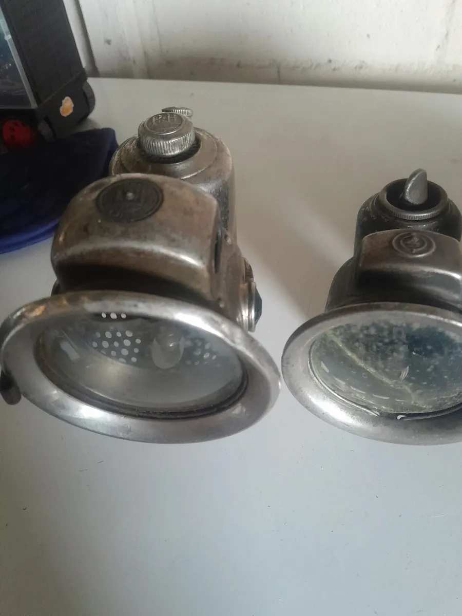 Five  carbide bicycle  lamps - Image 4